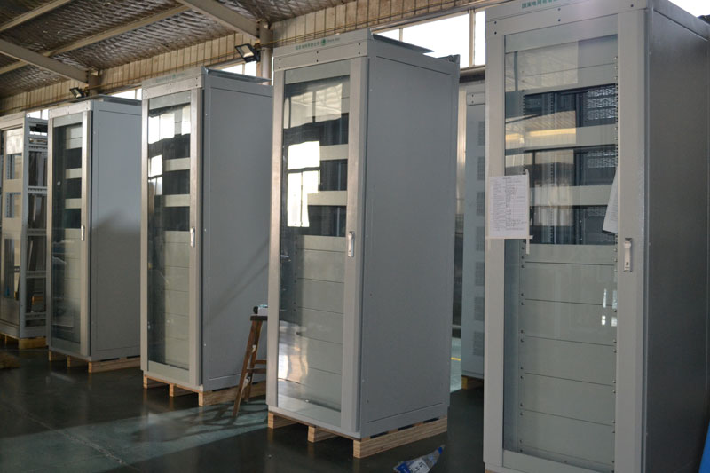 大圖經驗鑄就專業(yè)：量身定制您的非標機柜解決方案！